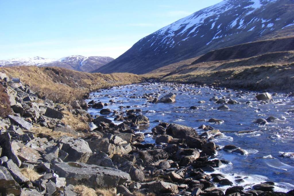 Glas Doire Lodge, Glen Roy Nature Reserve Roybridge Bagian luar foto